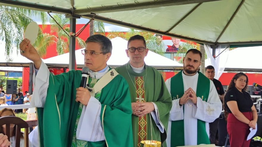 Dom José Mário Angonese celebra missa de abertura do Show Rural 2026
