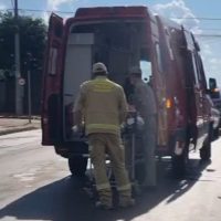 Imagem referente a Colisão traseira envolvendo Corolla Cross e Parati no Brasmadeira deixa criança ferida