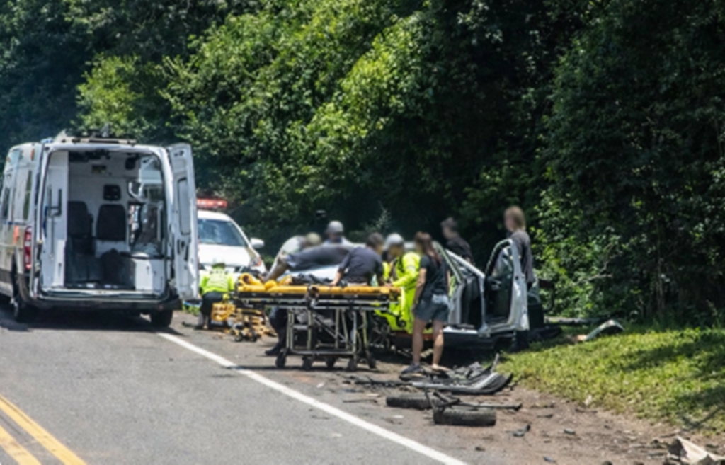 Três vítimas fatais: Família que morreu em trágico acidente na BR-277 era de Uberaba (MG)