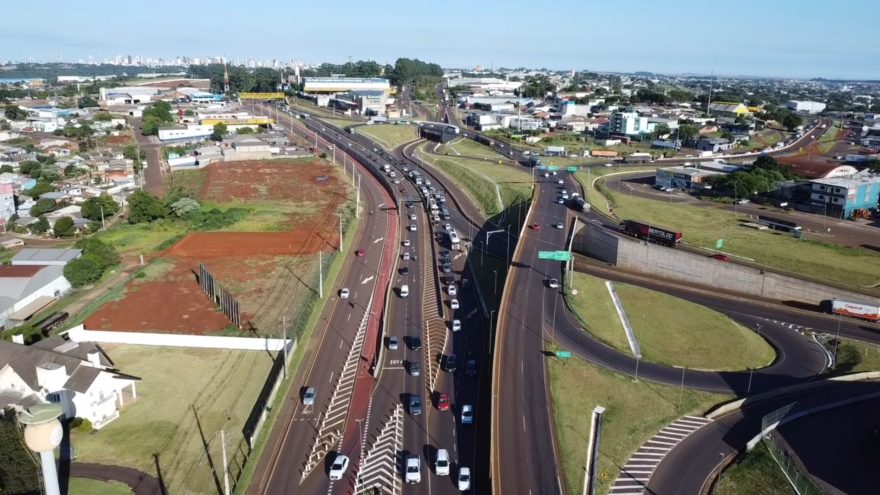 Show Rural provoca grande movimentação e drone da CGN registra trânsito intenso no Trevo Cataratas