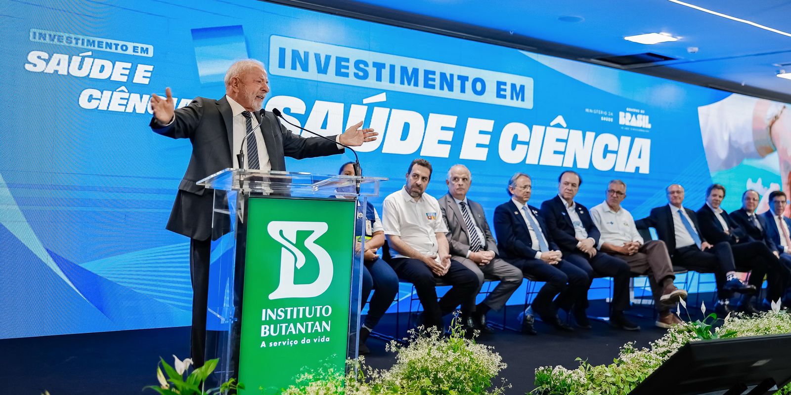Governo federal investe R$ 1,4 bilhão no Instituto Butantan Imagem referente a Governo federal investe R$ 1,4 bilhão no Instituto Butantan