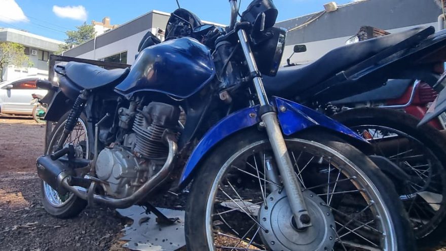 GM localiza motocicleta abandonada com sinais de adulteração em Cascavel