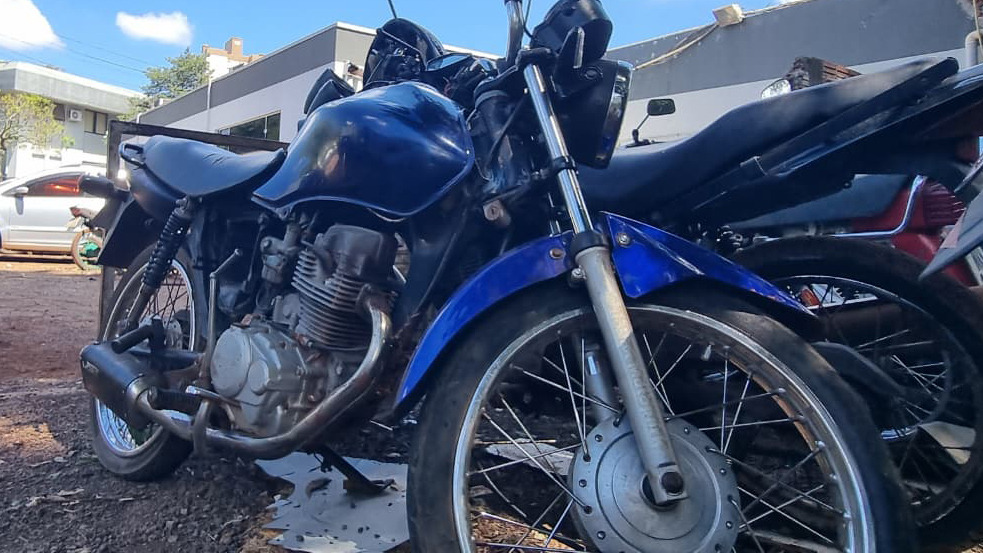 GM localiza motocicleta abandonada com sinais de adulteração em Cascavel GM localiza motocicleta abandonada com sinais de adulteração em Cascavel