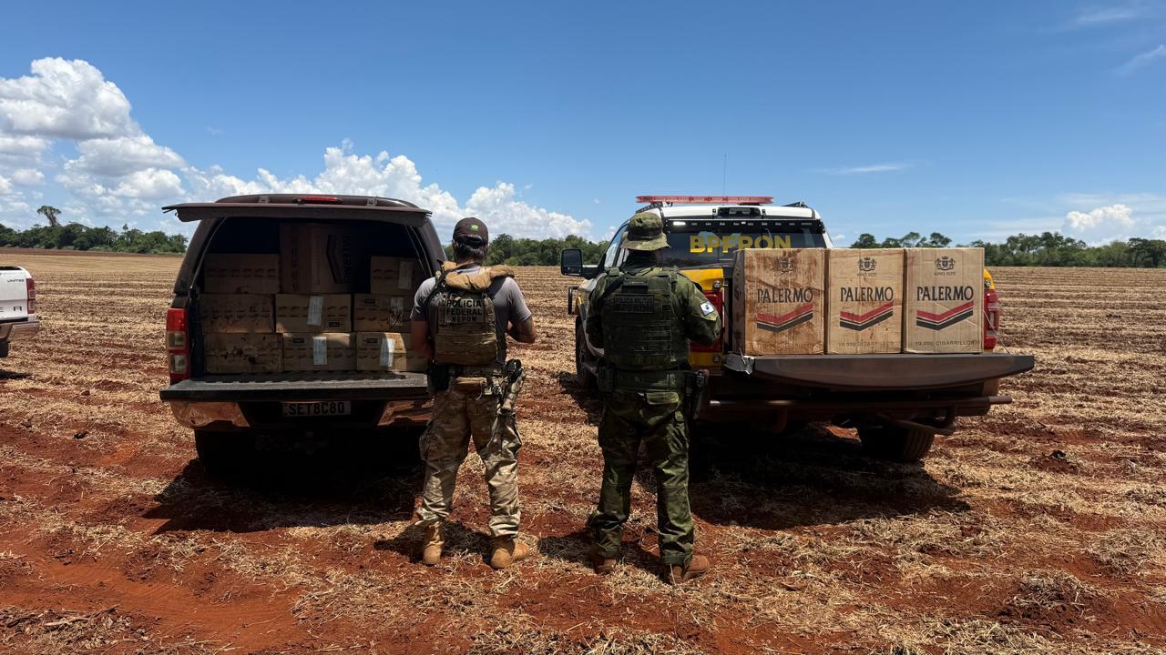 PF e PM apreendem 15 mil maços de cigarros contrabandeados no Lago de Itaipu