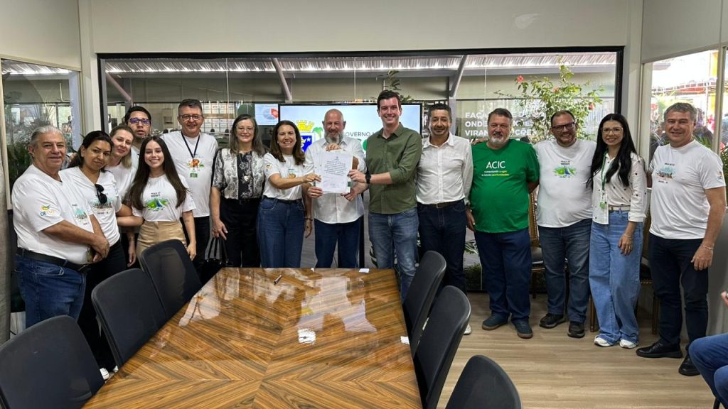 Ato marca ampliação do fomento a empreendedores de rua de Cascavel