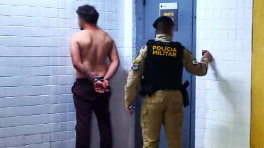 Suspeito é encontrado dormindo em veículo após agressão contra esposa