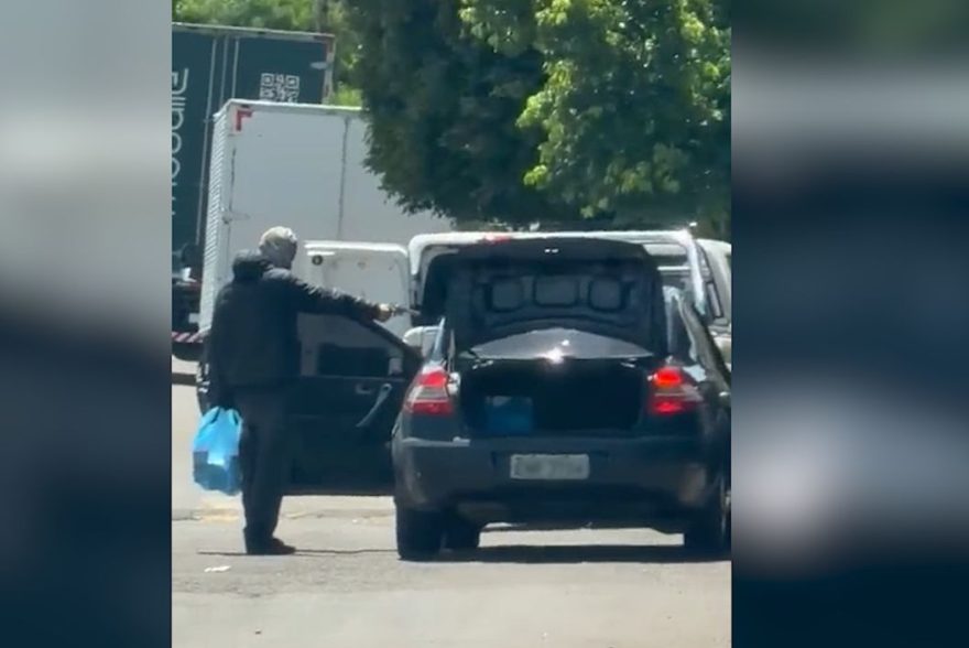 Vídeo mostra assalto a mão armada na entrada de Santa Tereza do Oeste