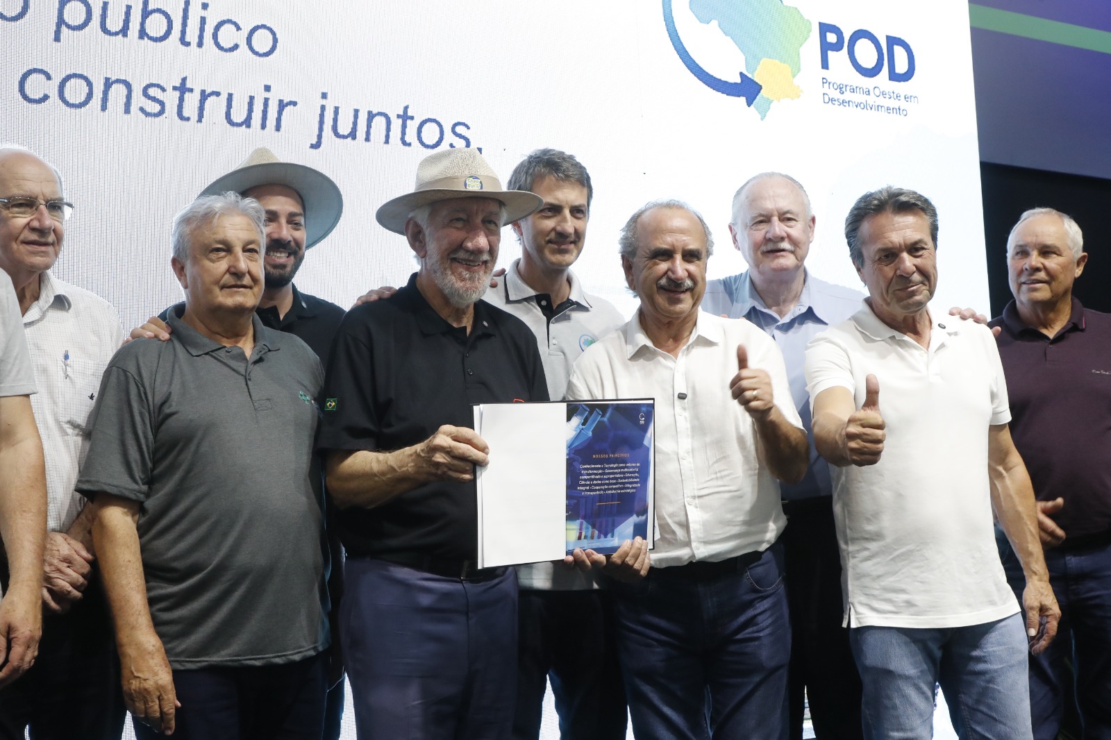 Cascavel se une a manifesto para tornar região Oeste líder global em tecnologia aplicada às proteínas