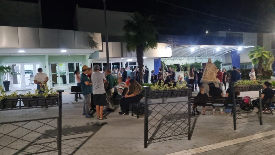 Despedida: velório da jovem Jhuliany Aparecida é marcado por emoção em Cascavel