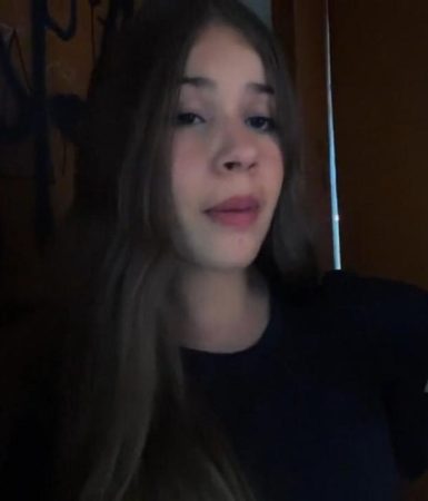 Imagem referente a Família pede ajuda após adolescente de 13 anos fugir de casa e afirmar que vai morar com o namorado