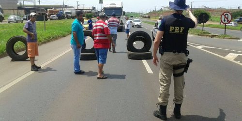 PRF intensifica fiscalização contra embriaguez ao volante no carnaval Imagem referente a PRF intensifica fiscalização contra embriaguez ao volante no carnaval