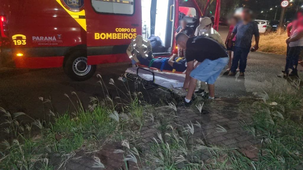 Batida entre Montana e Honda CG deixa duas pessoas feridas no Periolo