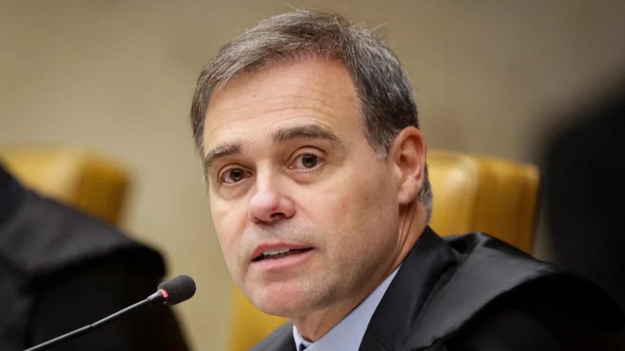 Após saída de Toffoli, André Mendonça é novo relator do caso Master no STF