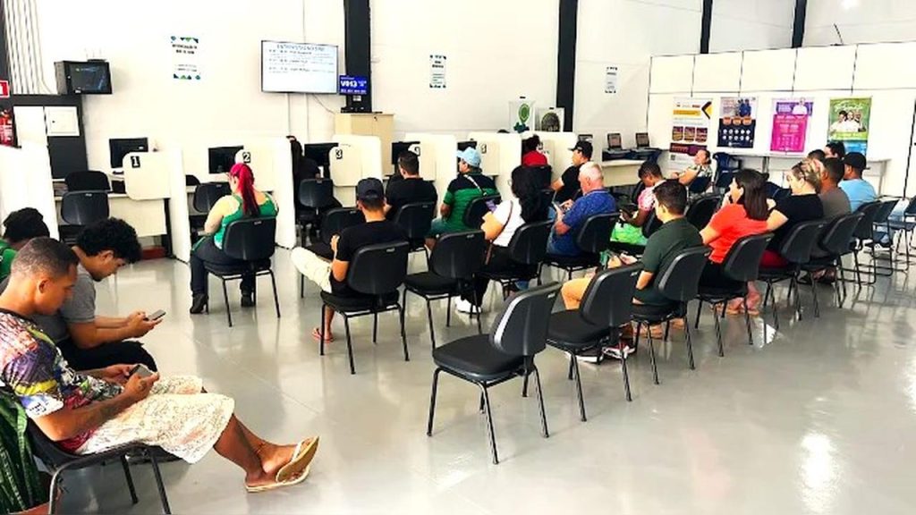 Confira as principais oportunidades de emprego abertas em Toledo nesta segunda-feira