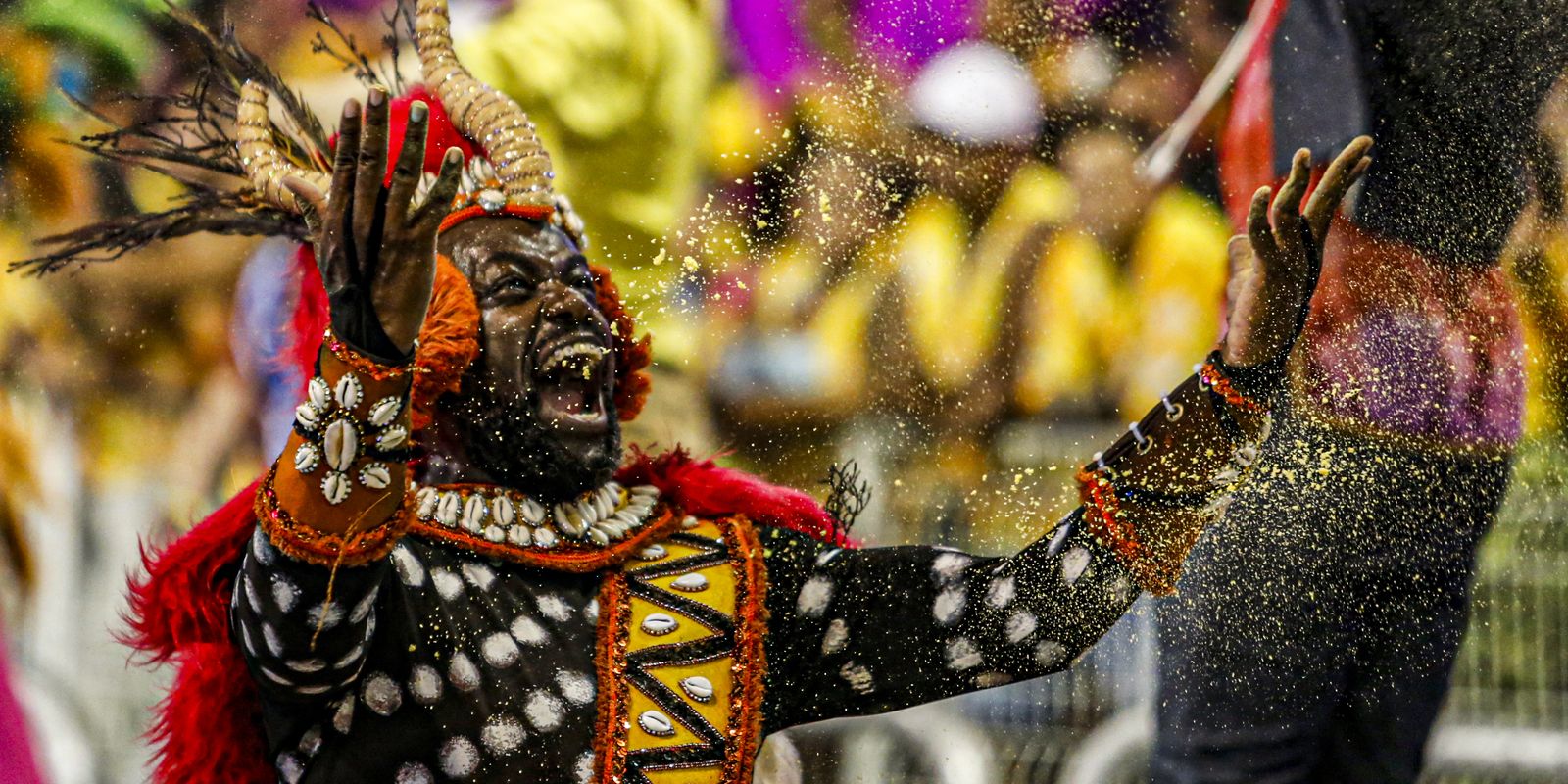 Primeiro dia de carnaval em SP tem estreante, campeã e vice de 2025 Imagem referente a Primeiro dia de carnaval em SP tem estreante, campeã e vice de 2025