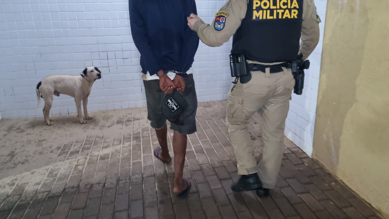 PM é acionada para violência doméstica e localiza foragido por roubo, no Santa Cruz PM é acionada para violência doméstica e localiza foragido por roubo, no Santa Cruz
