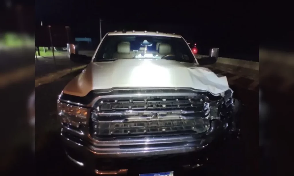 Mulher morre atropelada por Dodge Ram na BR-369, em Cambé