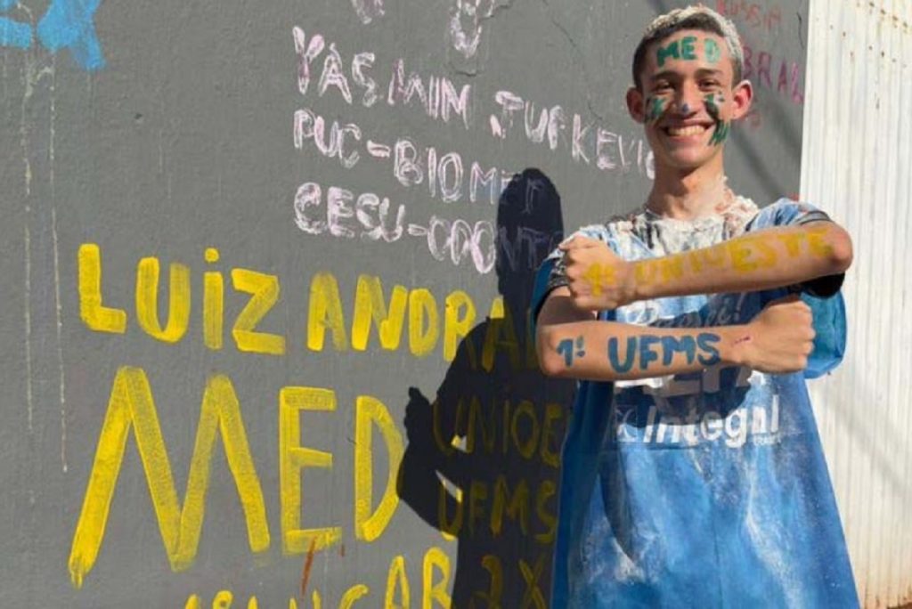 Quem é o paranaense que estudou a vida toda em escola pública e passou em 1º lugar em Medicina na federal?