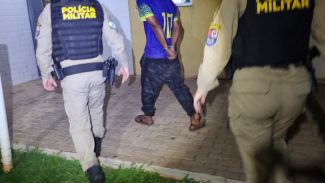 Suspeito de esfaquear homem no Terminal Oeste é preso Suspeito de esfaquear homem no Terminal Oeste é preso