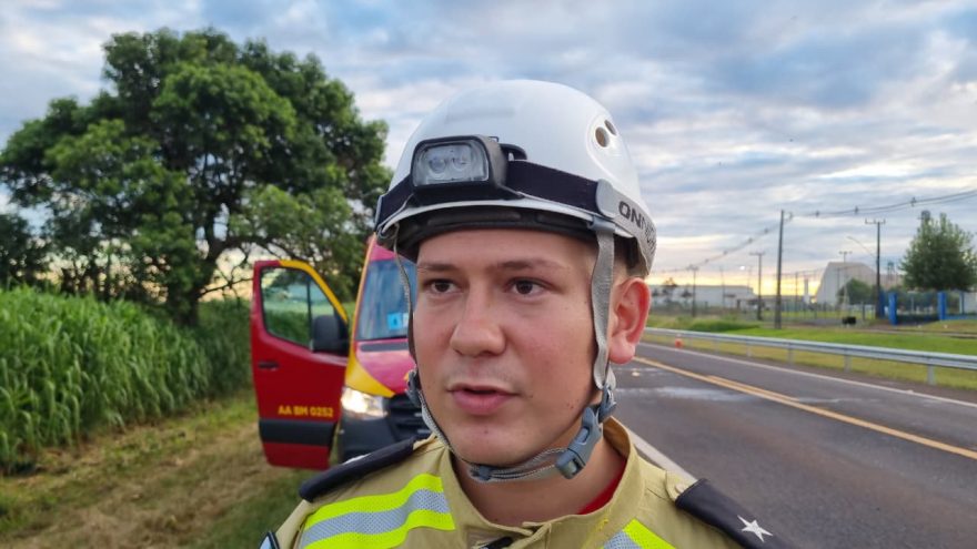 Oficial detalha atendimento a acidente fatal na BR-277 e relata tentativa de resgate de vítima presa às ferragens