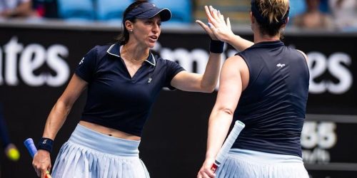 Tênis: parceria de Luisa Stefani vai para as oitavas de final em Dubai Imagem referente a Tênis: parceria de Luisa Stefani vai para as oitavas de final em Dubai