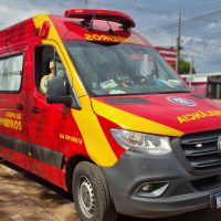 Imagem referente a Homem cai em fosso de troca de óleo e tem suspeita de fratura