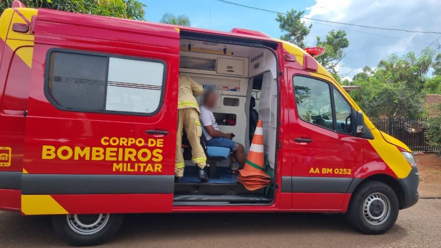 Homem de 51 anos cai de telhado enquanto trocava telhas em Cascavel