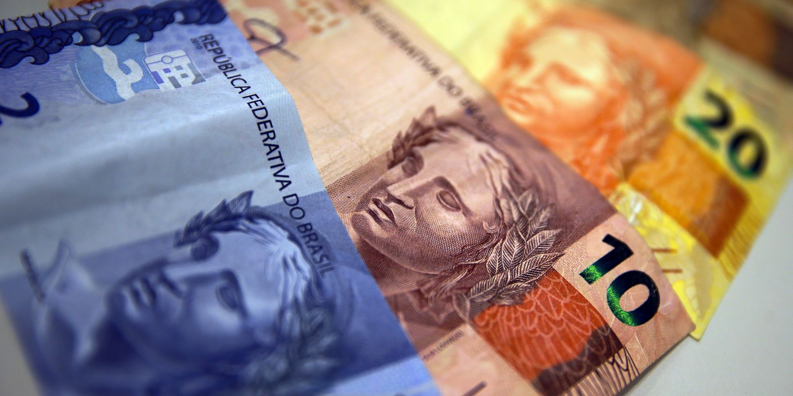 Mercado reduz previsão da inflação para 3,95% este ano Mercado reduz previsão da inflação para 3,95% este ano