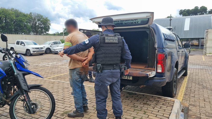 Homem é detido após suspeita de agredir filho de 11 anos em São João do Oeste