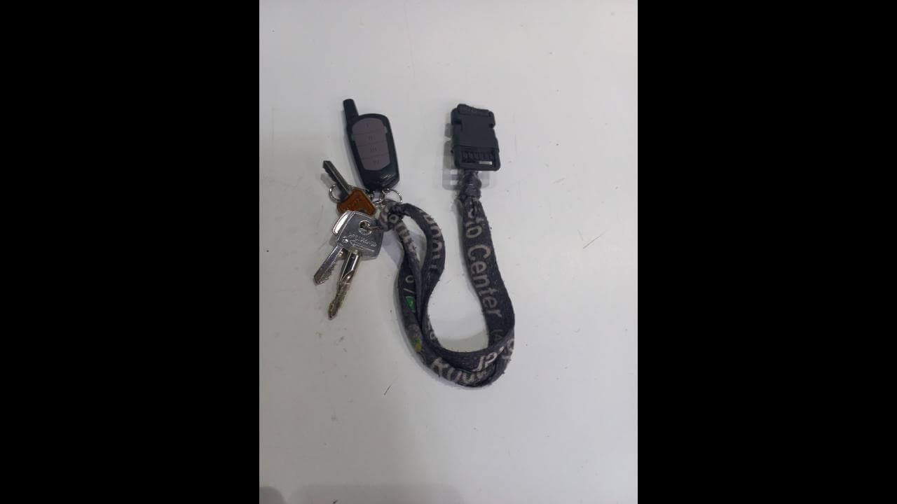 Foi encontrada uma chave no bairro Neva Foi encontrada uma chave no bairro Neva
