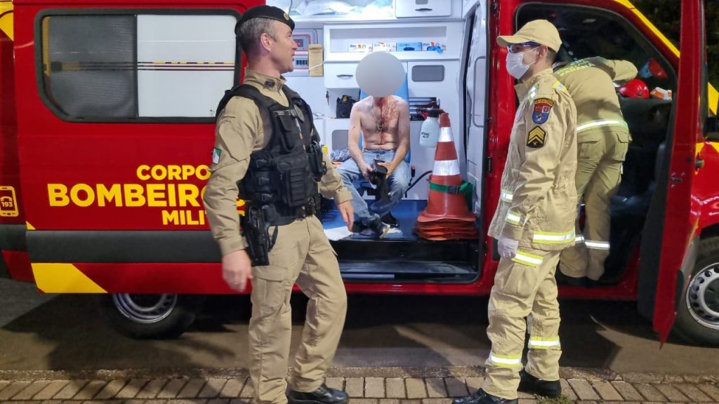 Homem de 41 anos é esfaqueado na Rua Rio da Paz e suspeito é preso próximo à Unioeste
