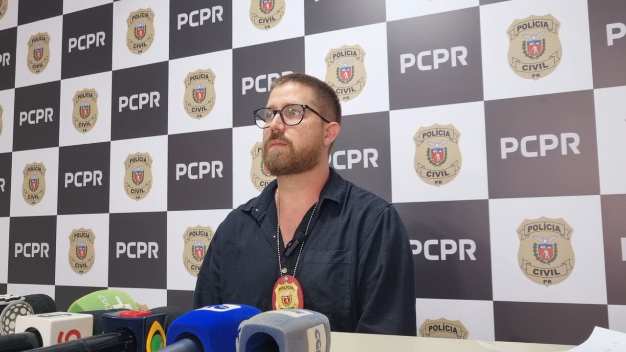 Conforme delegado, Mayara Araújo Rodrigues foi assassinada na frente do filho: "Pena pode chegar a 40 anos" Conforme delegado, Mayara Araújo Rodrigues foi assassinada na frente do filho: "Pena pode chegar a 40 anos"