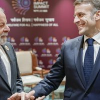 Imagem referente a Lula e Macron tratam de defesa, ciência e tecnologia e comércio
