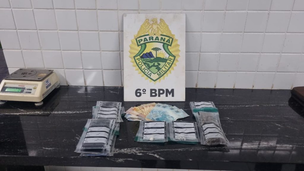 Suspeito de manter ponto de venda de drogas é detido no bairro Brasília Suspeito de manter ponto de venda de drogas é detido no bairro Brasília