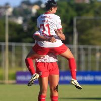 TV Brasil exibe futebol feminino entre Flamengo e Red Bull Bragantino Imagem referente a TV Brasil exibe futebol feminino entre Flamengo e Red Bull Bragantino