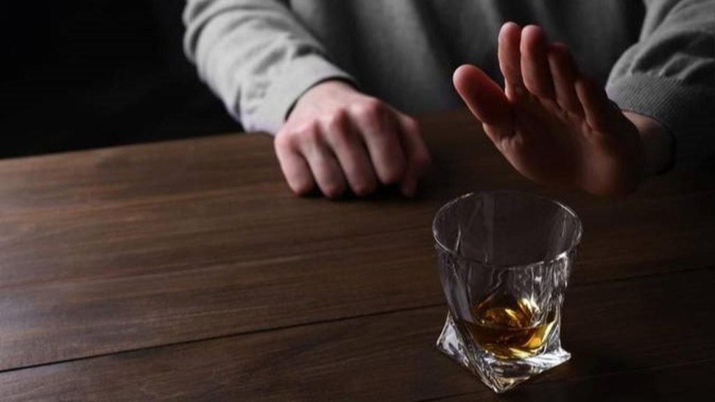 Uso abusivo de álcool e drogas: por que a prevenção é fundamental
