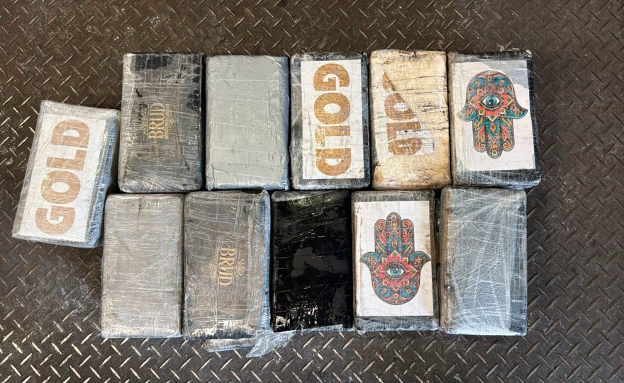Receita Federal apreende 36 kg de cocaína escondidos em contêiner no litoral do PR