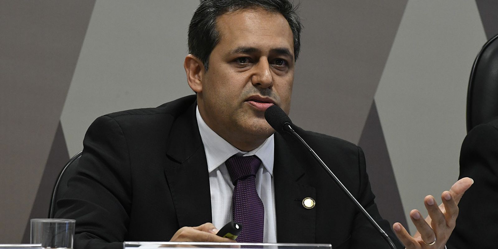 Presidente da Unafisco presta depoimento à PF como investigado Presidente da Unafisco presta depoimento à PF como investigado