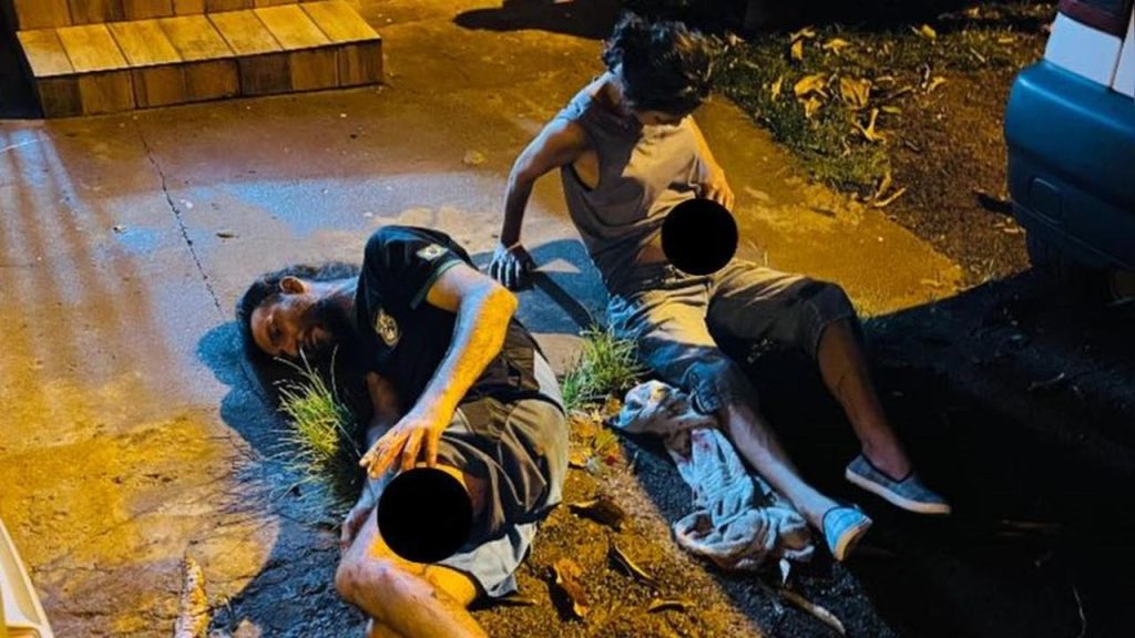 Casal esfaqueado na Rua Emília de Andrade e Silva é encaminhado em estado grave ao hospital