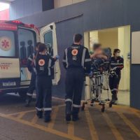 Bebê de 1 ano e 8 meses se afoga em piscina Imagem referente a Bebê de 1 ano e 8 meses se afoga em piscina