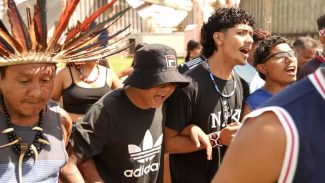 Santarém: indígenas protestam contra desestatização de hidrovias Santarém: indígenas protestam contra desestatização de hidrovias