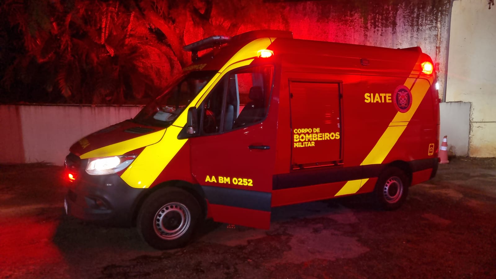 Homem fica ferido após suposta agressão no Bairro Santa Cruz Homem fica ferido após suposta agressão no Bairro Santa Cruz