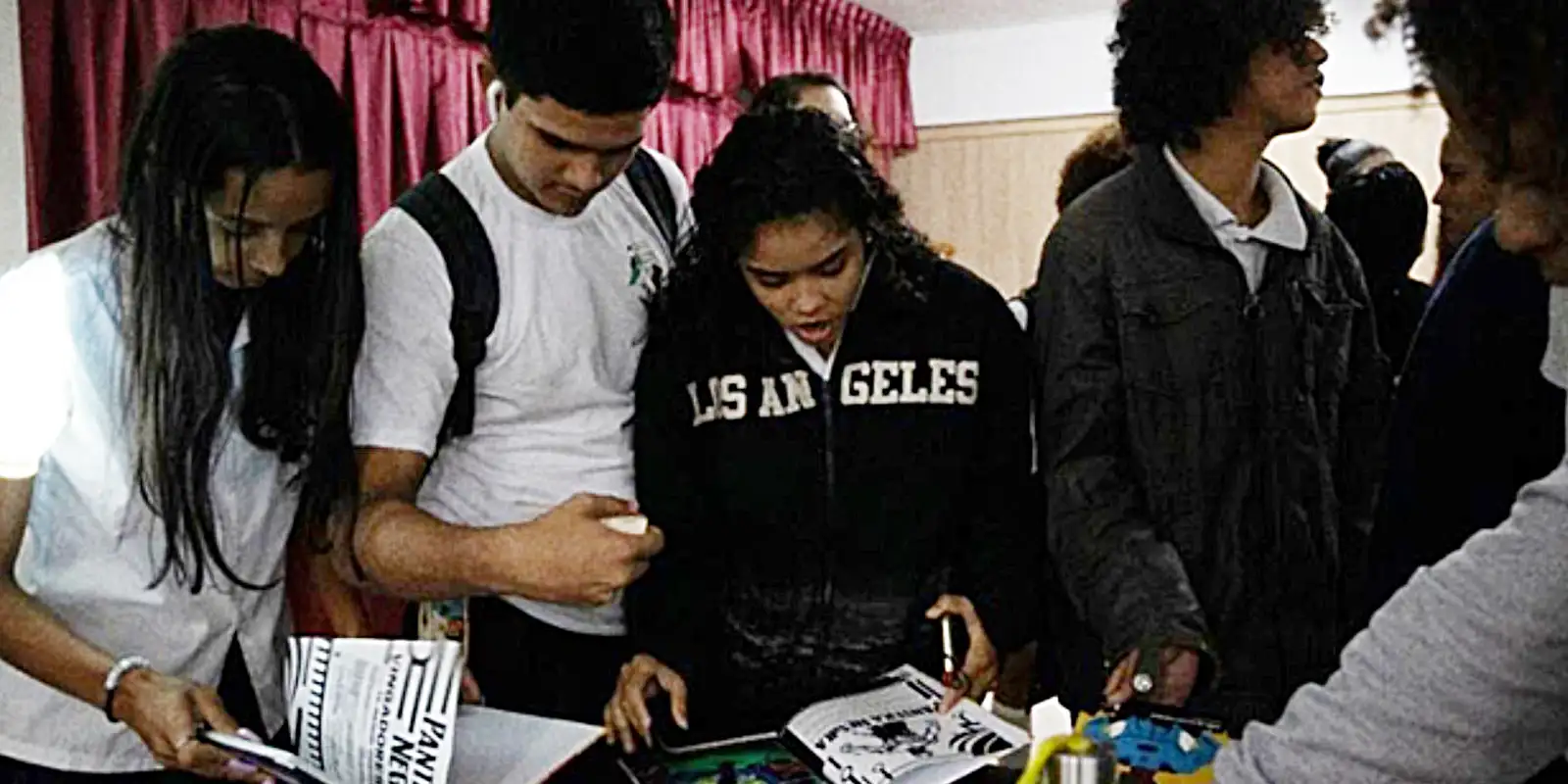 Histórias em quadrinhos podem ajudar no debate racial em sala de aula Imagem referente a Histórias em quadrinhos podem ajudar no debate racial em sala de aula