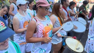 Bloco Percussomos do Amor ressalta inclusão no carnaval de Niterói