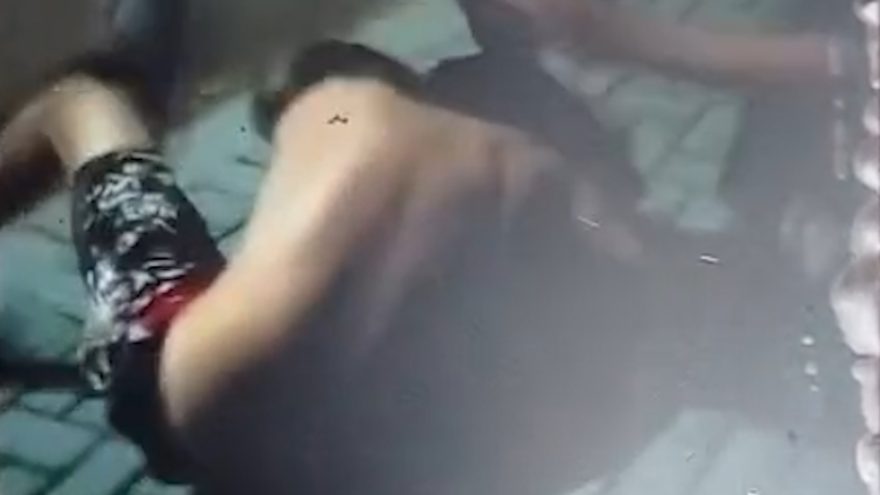 Vídeo mostra jovem apanhando de grupo no Terminal Leste, em Cascavel