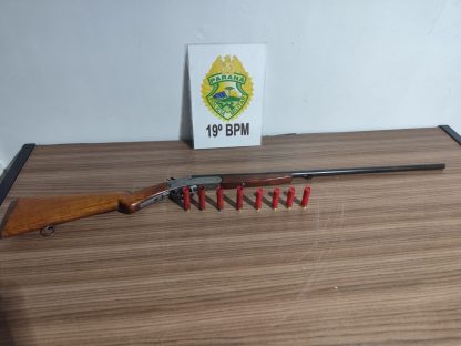 Polícia Militar prende suspeito com espingarda e munições em Toledo