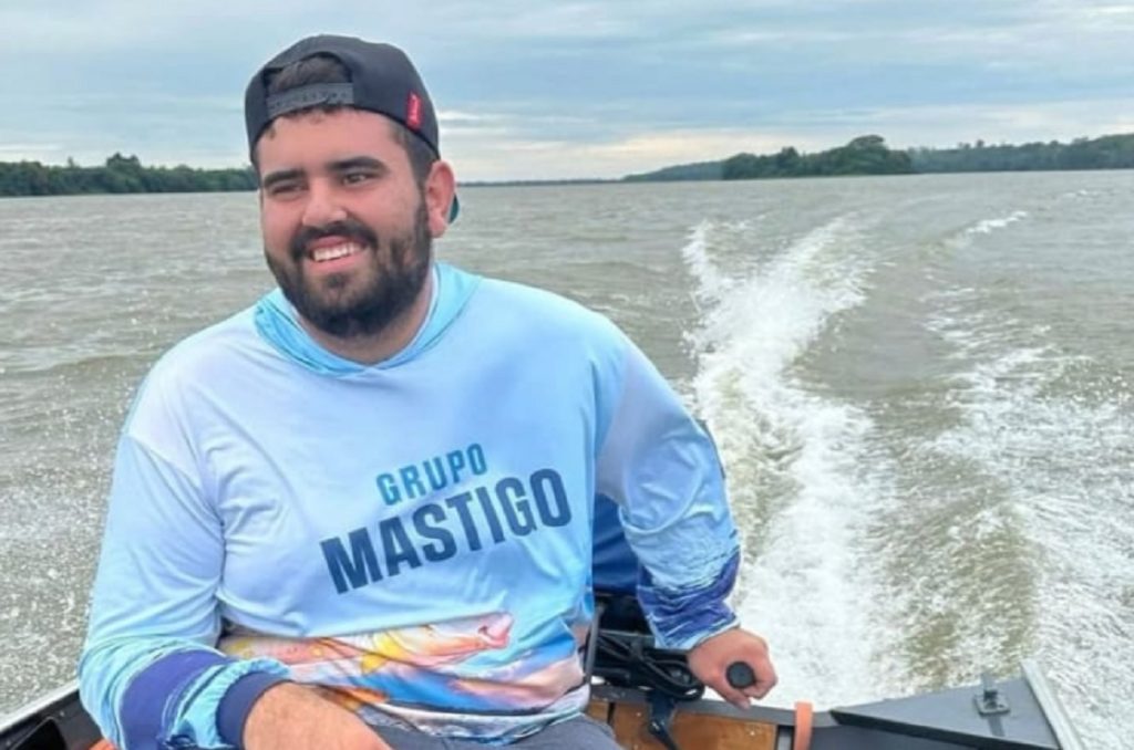 Barco à deriva: buscas por jovem desaparecido no Rio Paraná completam 24 horas