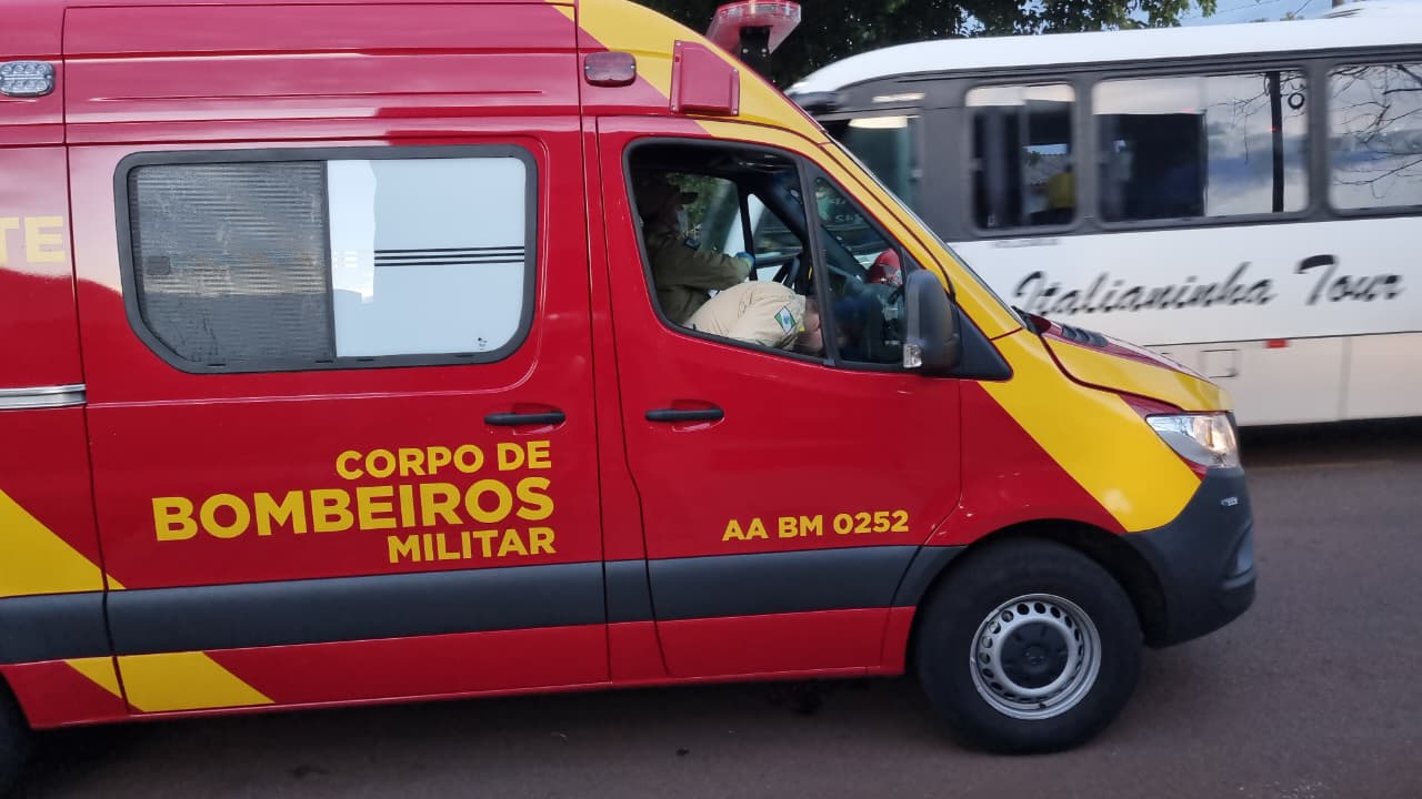 Homem apanha em briga de bar e pede ajuda em academia no Santa Felicidade Homem apanha em briga de bar e pede ajuda em academia no Santa Felicidade