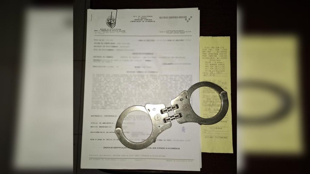 Motorista é preso por embriaguez ao volante durante operação na PR-180, em Goioerê Motorista é preso por embriaguez ao volante durante operação na PR-180, em Goioerê
