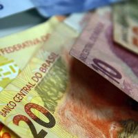 Imagem referente a Dívida Pública fica praticamente estável, mas supera R$ 8,6 trilhões